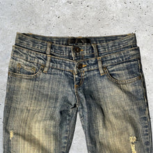 Load image into Gallery viewer, White Fran Double Waisted Mudwash Flared Jeans
