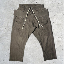Load image into Gallery viewer, Rick owens Creatch Cargo Cropped Pants
