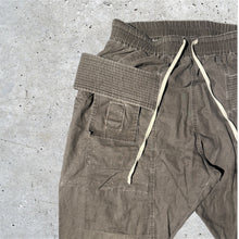 Load image into Gallery viewer, Rick owens Creatch Cargo Cropped Pants

